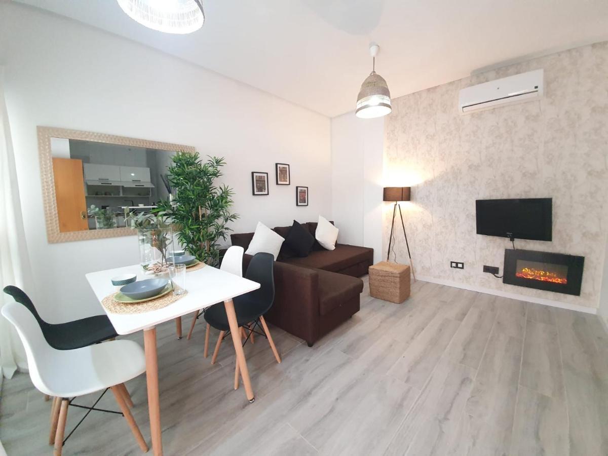 Apartamentos Alamos Málaga Esterno foto